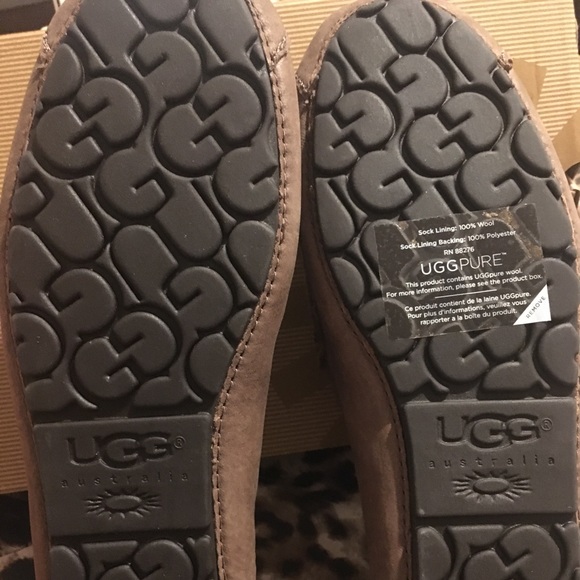 NEW UGG Men’s Slip On Brown Loafers Size 9 main image 6
